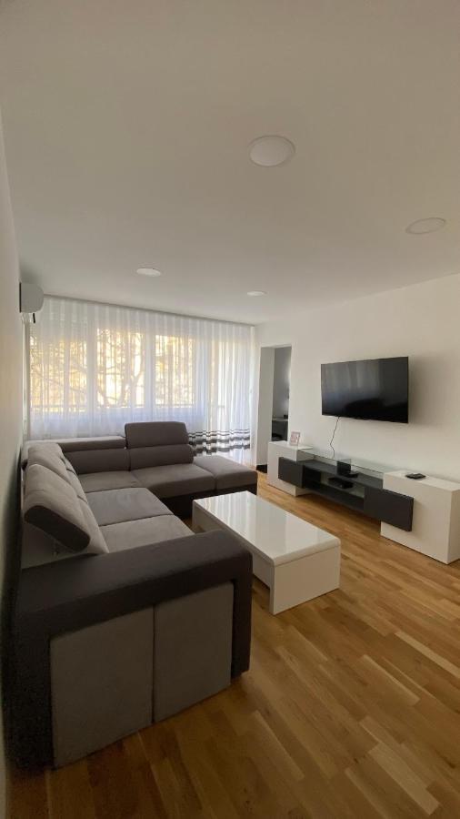 M.B.A. Apartments Karlovac Exterior photo